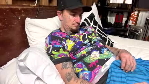 Snapshot of slotsnake chatting on February 27, 10:15 am Soulsnatcherz online show from February 27, 10:15 am