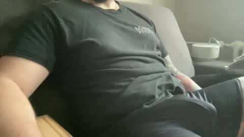 just chillin online show from November 21, 7:51 am