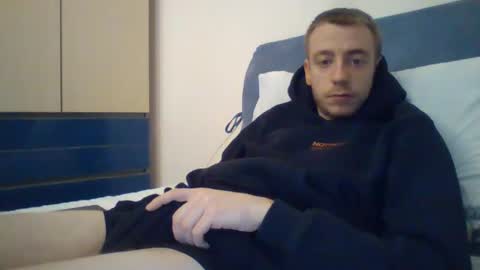 Snapshot of slowlo98 chatting on January 13, 4:51 pm Steven online show from January 13, 4:51 pm
