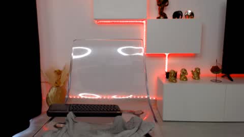 Snapshot of slut_tattoogirl chatting on February 18, 1:55 pm Ariana online show from February 18, 1:55 pm