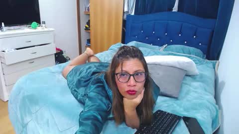 Snapshot of slutdirty1xxx chatting on September 21, 9:22 am Slutdirtyxxx online show from September 21, 9:22 am