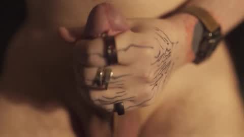 slutfinder32 online show from April 10, 7:35 am