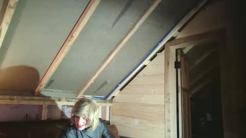 slutjennifertransxx online show from January 12, 2:50 am