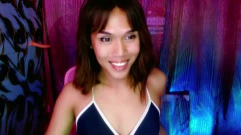 Snapshot of slutqueen_raz chatting on June 21, 7:38 pm Raz online show from June 21, 7:38 pm