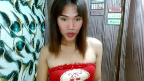 Snapshot of slutqueen_raz chatting on July 14, 11:54 pm Raz online show from July 14, 11:54 pm