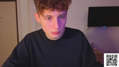 sluttsavage online show from April 5, 3:20 pm