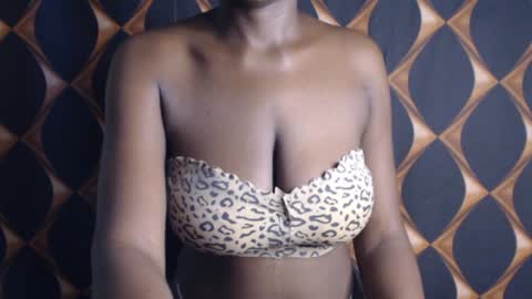 Snapshot of sluttx_choco chatting on July 13, 1:14 pm sluttx_choco online show from July 13, 1:14 pm