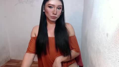  Lovie  online show from March 13, 4:46 pm