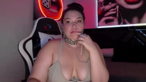 Snapshot of slutty_milaa chatting on September 23, 7:06 pm slutty_milaa online show from September 23, 7:06 pm