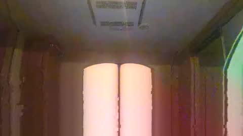 sluttyaust online show from December 1, 6:35 pm