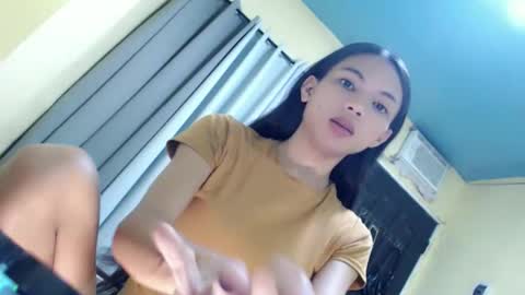 CHIE CHIE online show from February 26, 11:04 pm