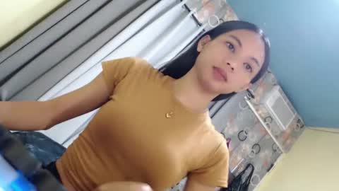 CHIE CHIE online show from April 1, 12:44 am