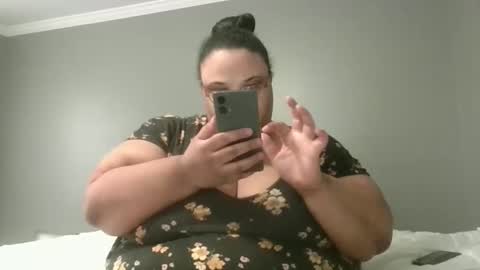 Snapshot of sluttyjess31 chatting on February 21, 5:58 pm Jessica online show from February 21, 5:58 pm