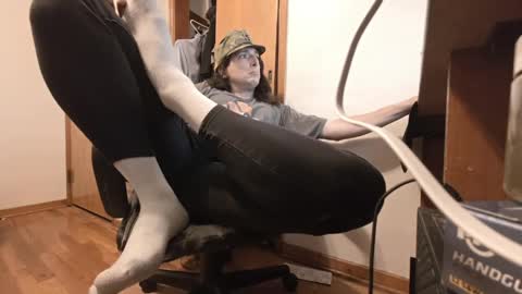 Snapshot of sluttywolfboi chatting on April 3, 1:14 am sluttywolfboi online show from April 3, 1:14 am