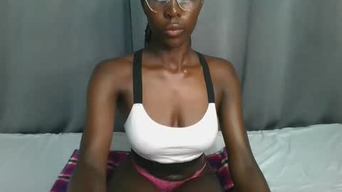 Snapshot of sly_rose chatting on December 3, 9:46 pm sly_rose online show from December 3, 9:46 pm