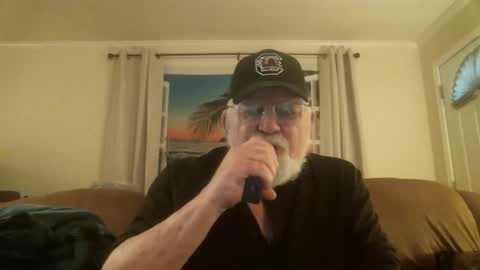 Snapshot of slydevi1 chatting on December 3, 9:02 pm Slydevil online show from December 3, 9:02 pm