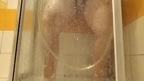 Snapshot of small_1986 chatting on April 23, 12:45 am transmisin gratuita bajo demanda free broadcast on demand online show from April 23, 12:45 am