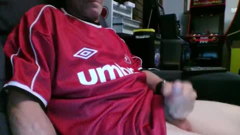 smallcock12377 online show from April 2, 12:03 pm