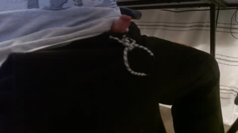 Snapshot of smallddickw chatting on February 16, 1:13 am smallddickw online show from February 16, 1:13 am