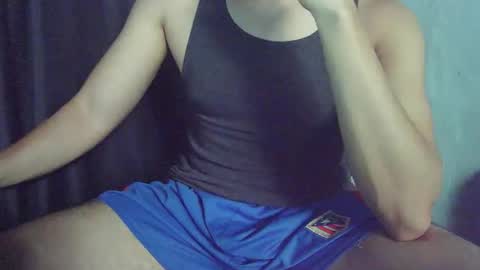 smallgrowercock online show from April 11, 9:08 pm