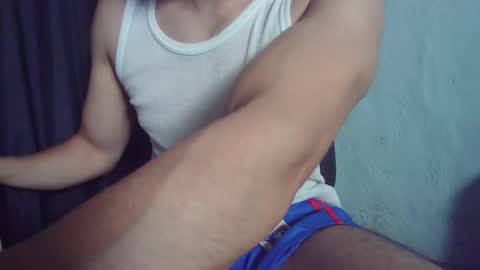 smallgrowercock online show from April 17, 7:17 pm