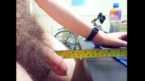 Snapshot of smallhairyuncut chatting on July 13, 5:05 pm Small Hairy Uncut online show from July 13, 5:05 pm