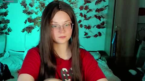 Snapshot of smallimpmeili chatting on October 10, 8:19 pm smallimpmeili online show from October 10, 8:19 pm