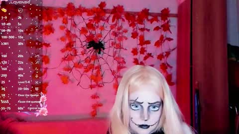 Snapshot of smallimpmeili chatting on October 31, 9:27 pm smallimpmeili online show from October 31, 9:27 pm