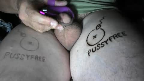 pussyfree4eva online show from June 2, 12:01 am