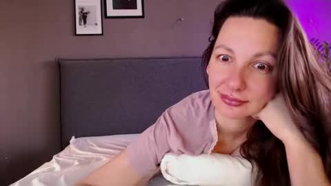 Anna no bbbbybybbabebyy just Anna. And dont call me mom please. online show from February 15, 5:41 am