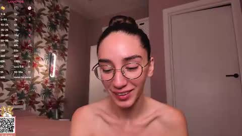 Snapshot of smart_eliz chatting on July 22, 1:19 am Elizabeth online show from July 22, 1:19 am