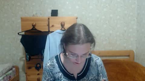 smart_rose online show from December 17, 5:19 pm