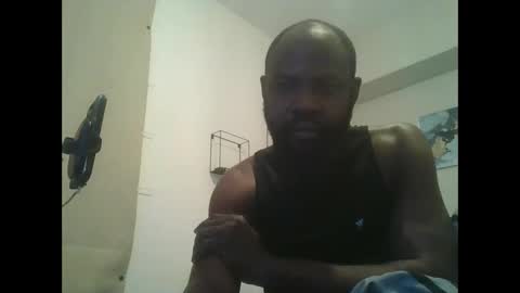 Snapshot of smartfuck777 chatting on February 19, 2:29 am smartfuck777 online show from February 19, 2:29 am