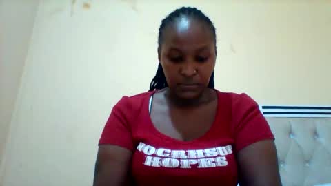 Snapshot of smartqueen1 chatting on December 18, 2:56 pm Katerina online show from December 18, 2:56 pm