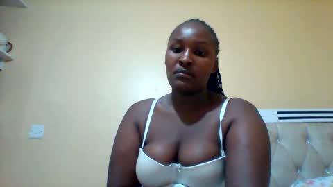 Snapshot of smartqueen1 chatting on February 23, 9:39 am Katerina online show from February 23, 9:39 am