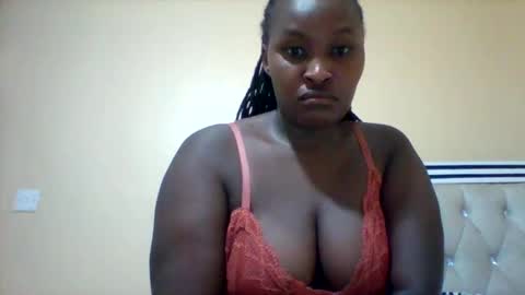 Snapshot of smartqueen1 chatting on April 19, 10:23 pm Katerina online show from April 19, 10:23 pm