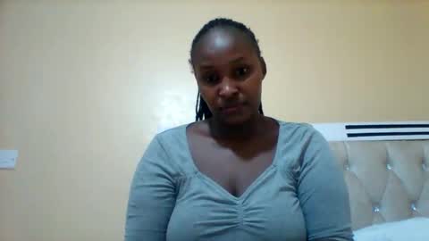 Snapshot of smartqueen1 chatting on April 20, 10:29 am Katerina online show from April 20, 10:29 am