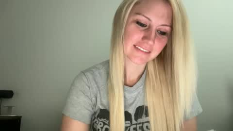 smexxii93 online show from March 5, 4:03 pm