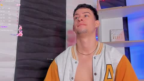 Jade Smiith online show from December 13, 10:45 pm