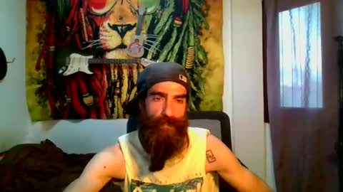 Snapshot of smile3555 chatting on December 21, 7:56 am willy online show from December 21, 7:56 am