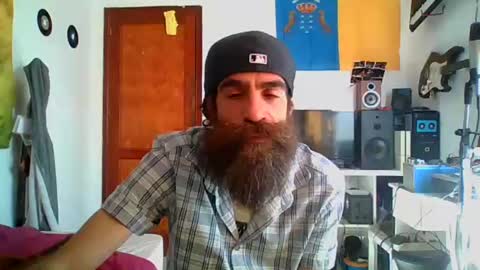 Snapshot of smile3555 chatting on March 2, 11:07 am willy online show from March 2, 11:07 am