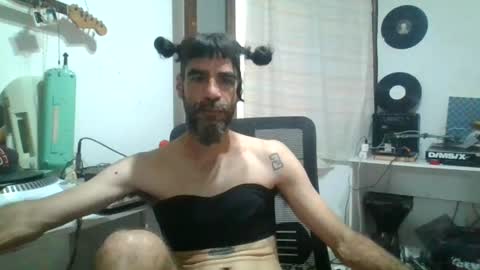 willy online show from July 12, 5:53 am