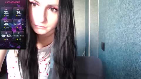 Snapshot of smile_cute_fox chatting on September 29, 8:19 am smile_cute_fox online show from September 29, 8:19 am