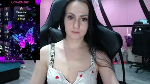 smile_cute_fox online show from April 9, 12:43 pm