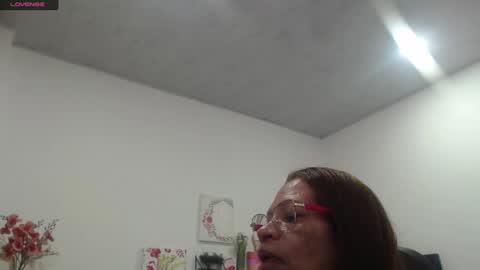 Smileth online show from October 11, 1:31 pm