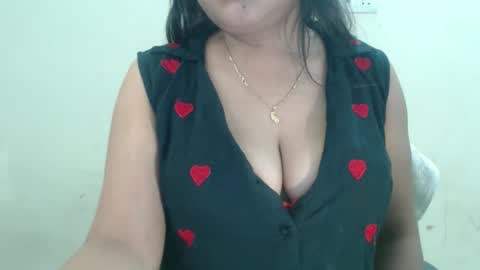 smiley online show from April 11, 12:04 am