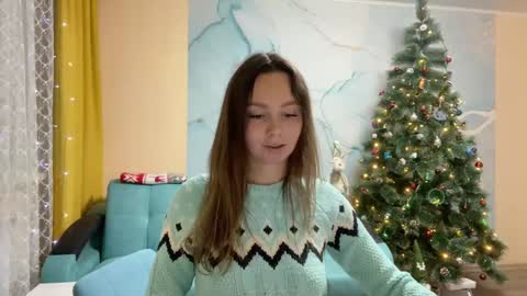 Snapshot of smiling_riddle chatting on December 27, 12:45 pm smiling_riddle online show from December 27, 12:45 pm