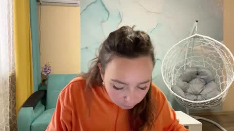 Snapshot of smiling_riddle chatting on November 12, 8:59 am smiling_riddle online show from November 12, 8:59 am