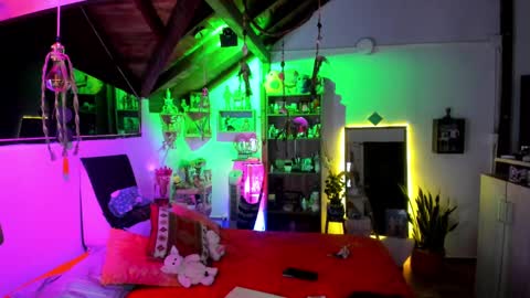 Snapshot of smilingsalor chatting on November 3, 1:51 am SmilingSalor online show from November 3, 1:51 am