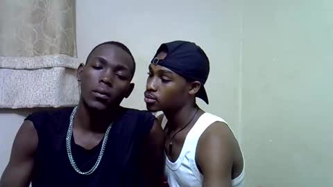 smilzzz online show from April 14, 5:13 am